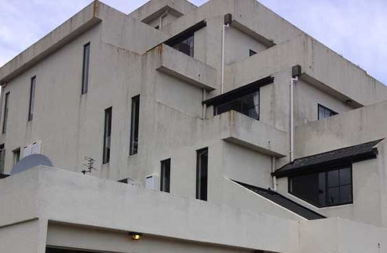 What to look out for when buying a house?    Weather tightness